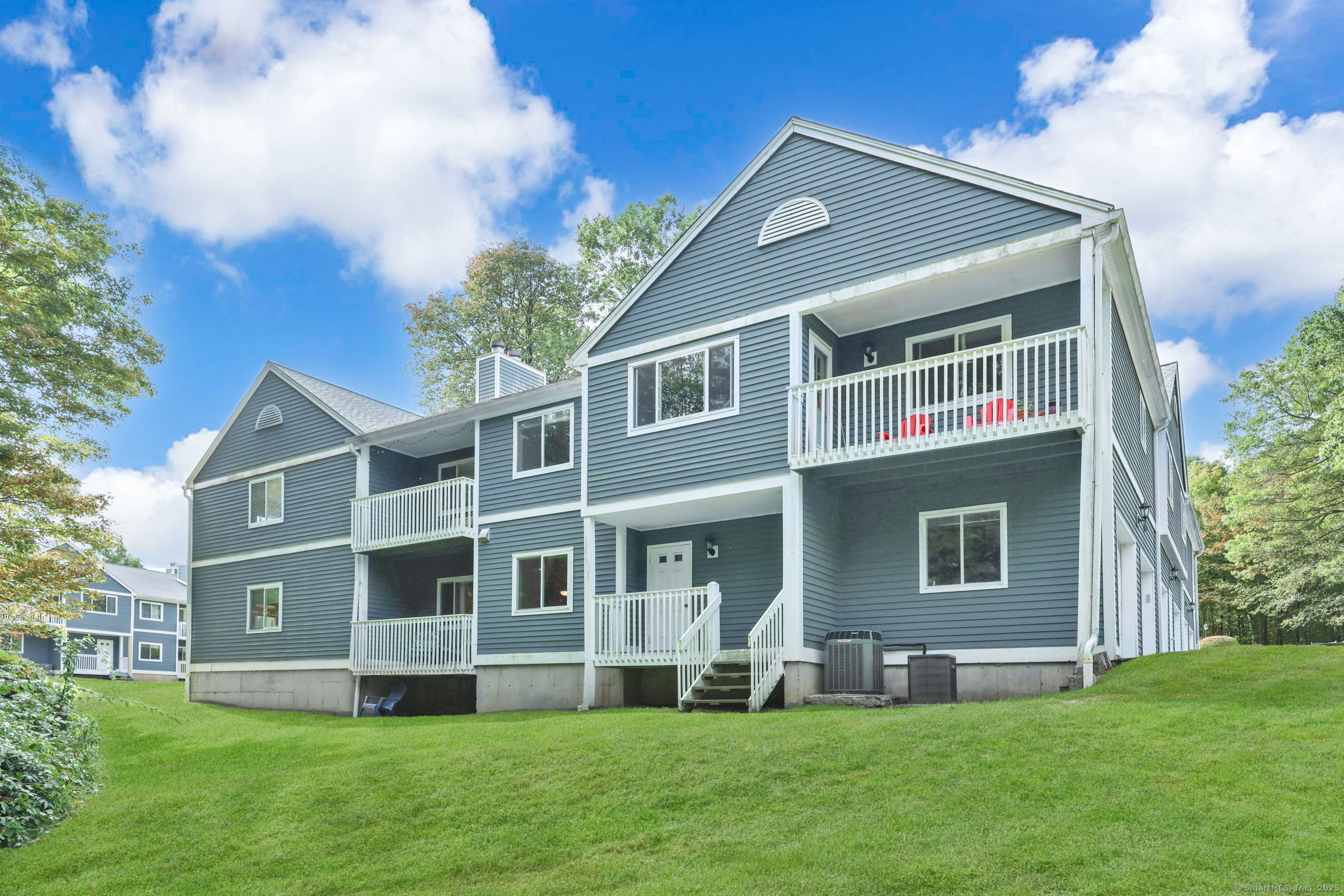 302 Fairmount Drive B