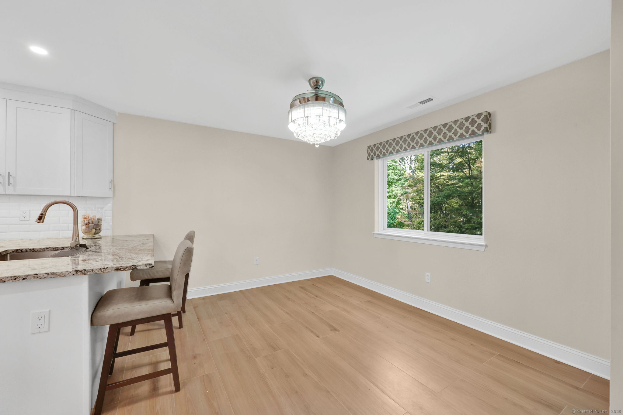 302 Fairmount Drive B