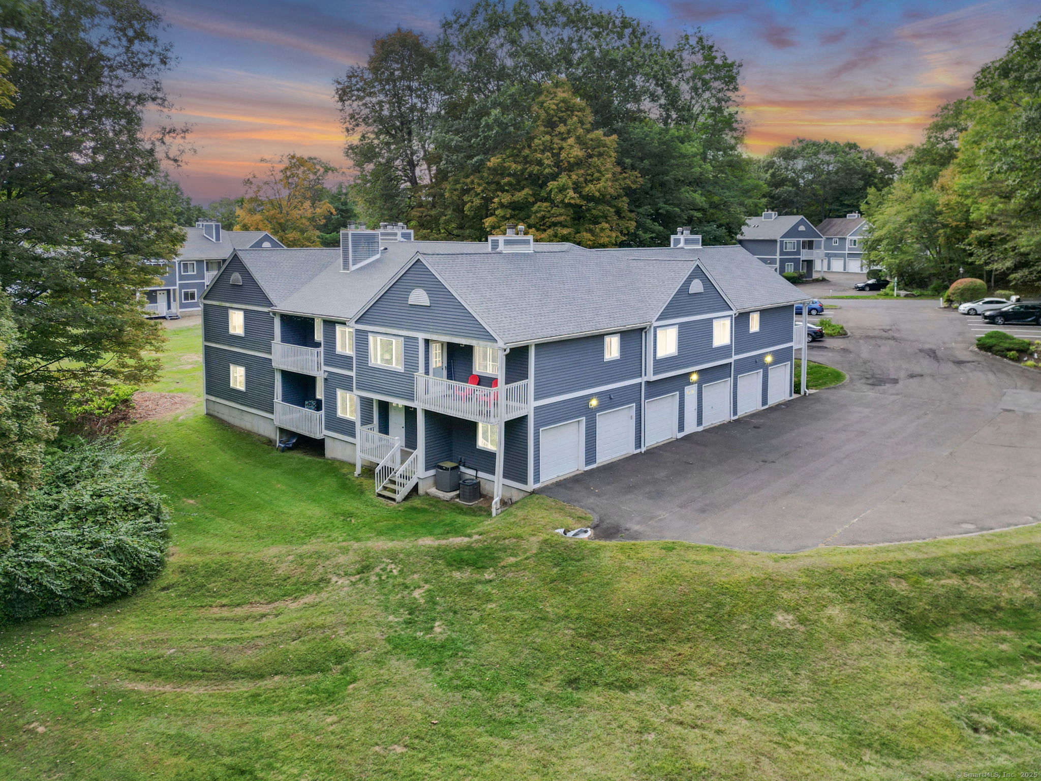 302 Fairmount Drive B