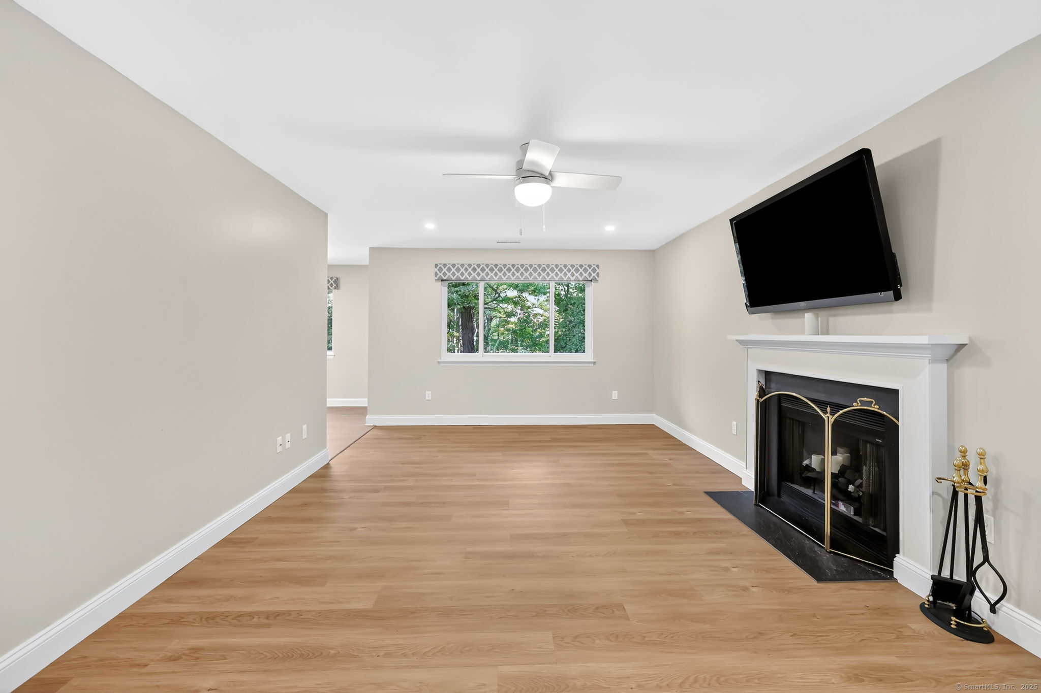 302 Fairmount Drive B