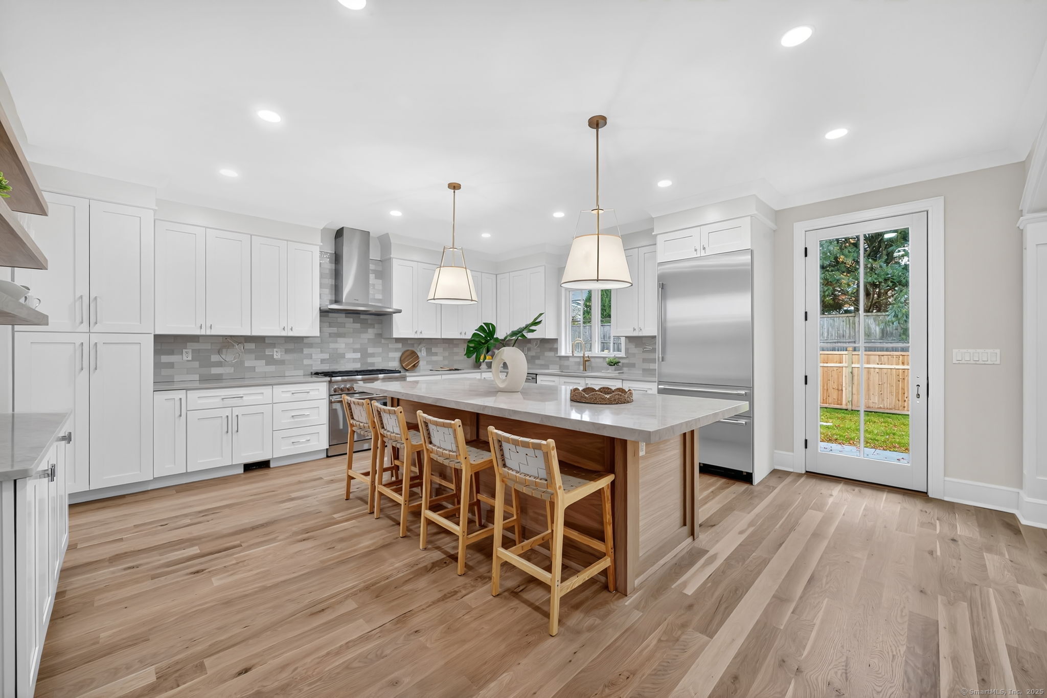 33 Middlebrook Place