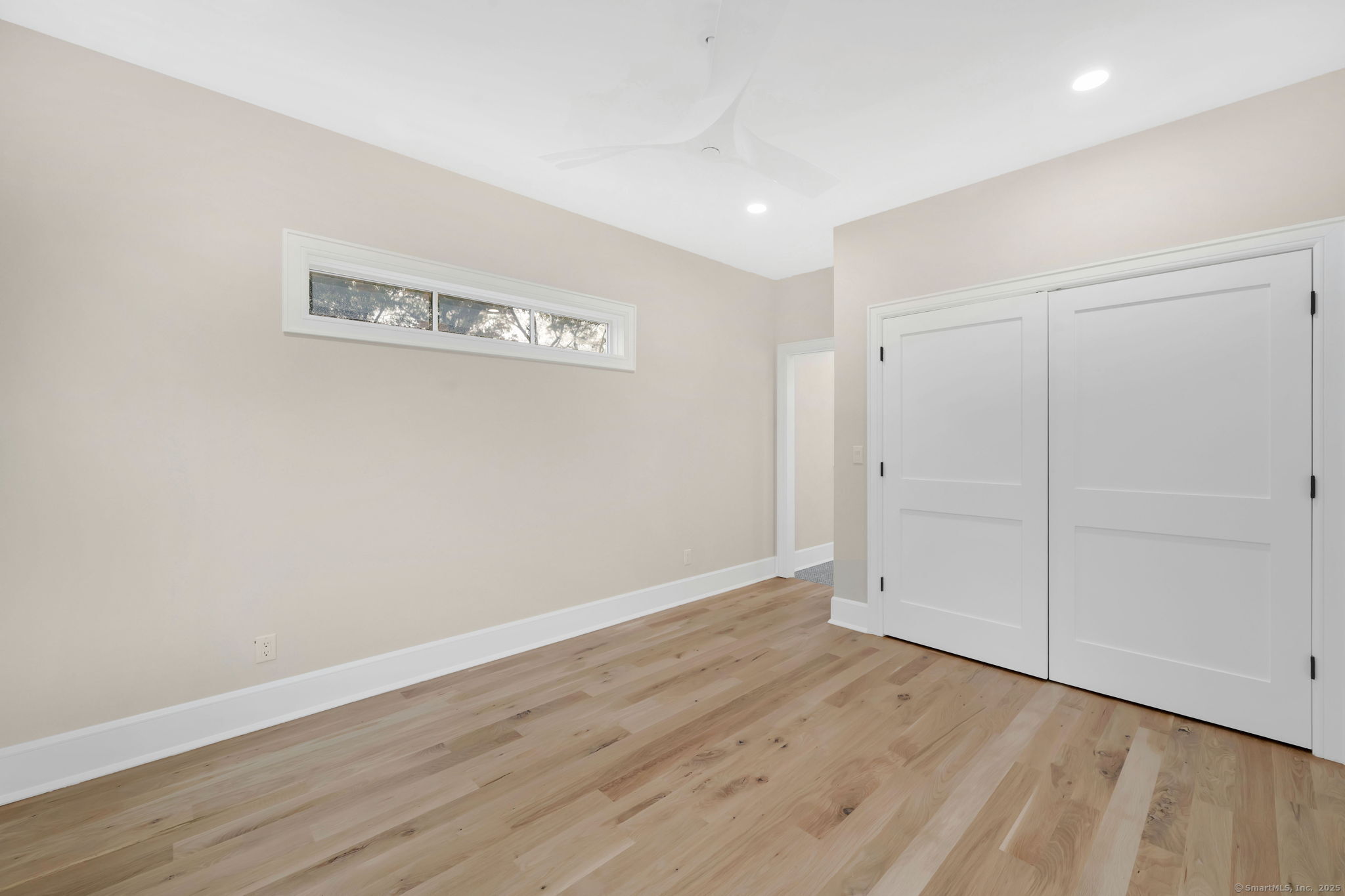 33 Middlebrook Place