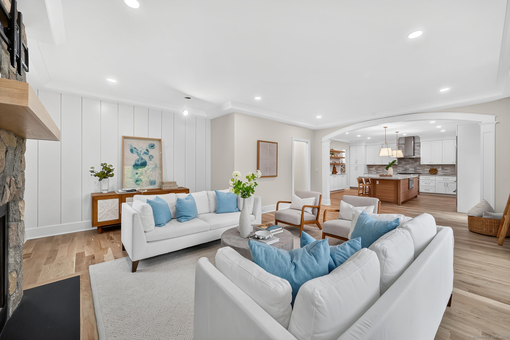 33 Middlebrook Place