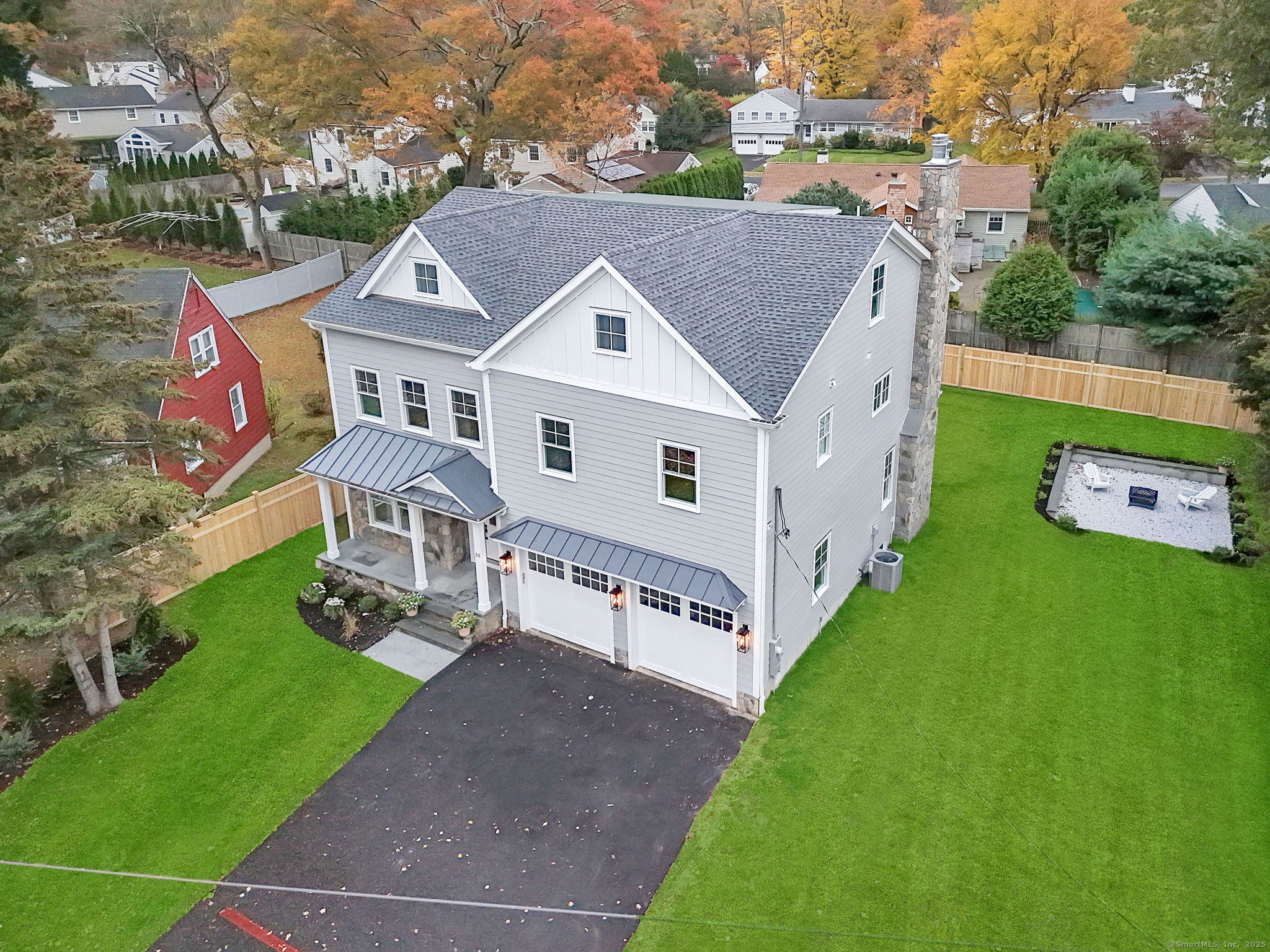 33 Middlebrook Place