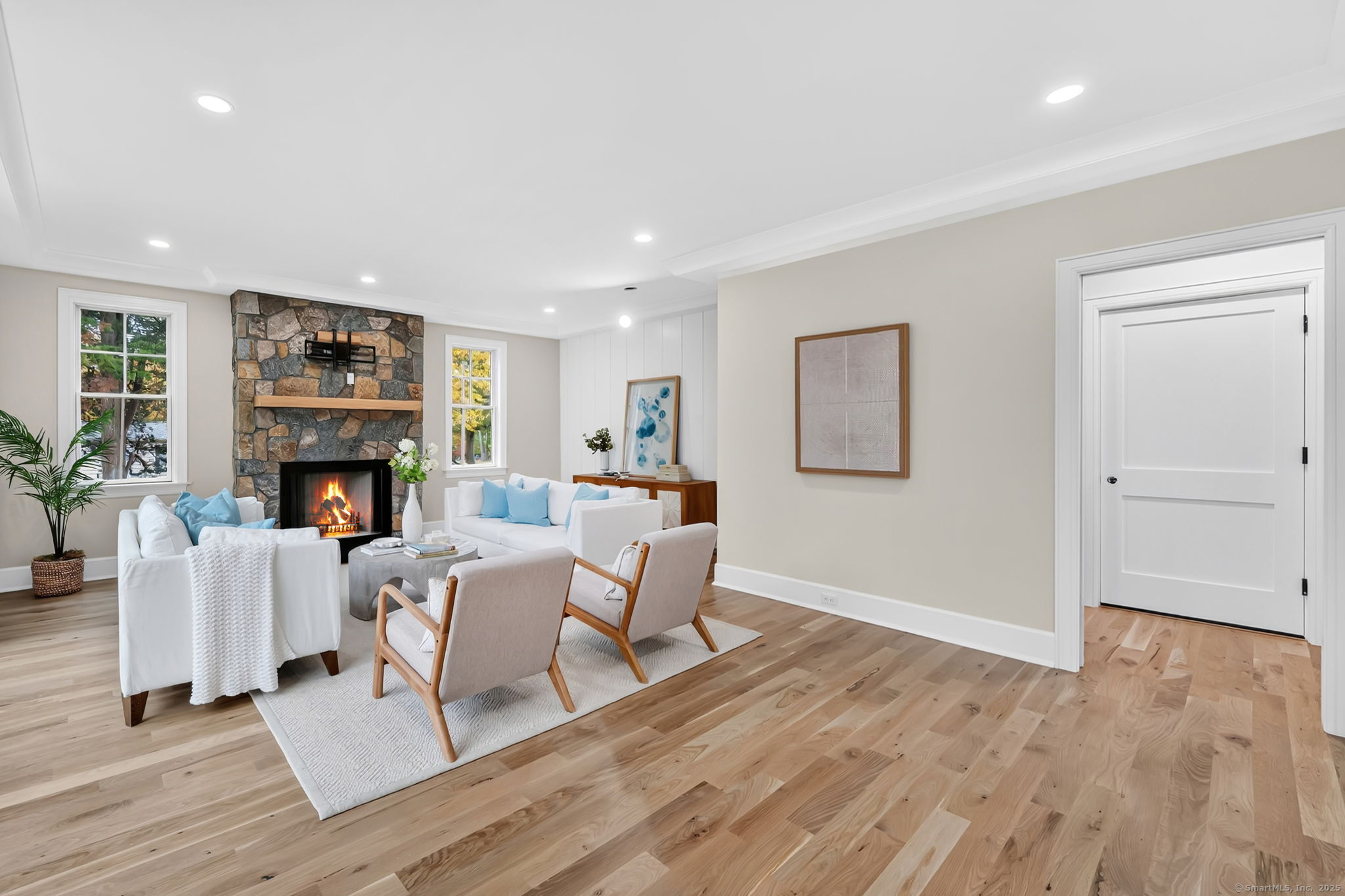 33 Middlebrook Place