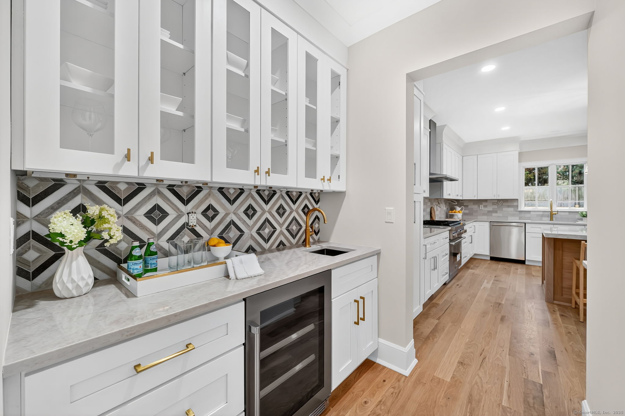 33 Middlebrook Place