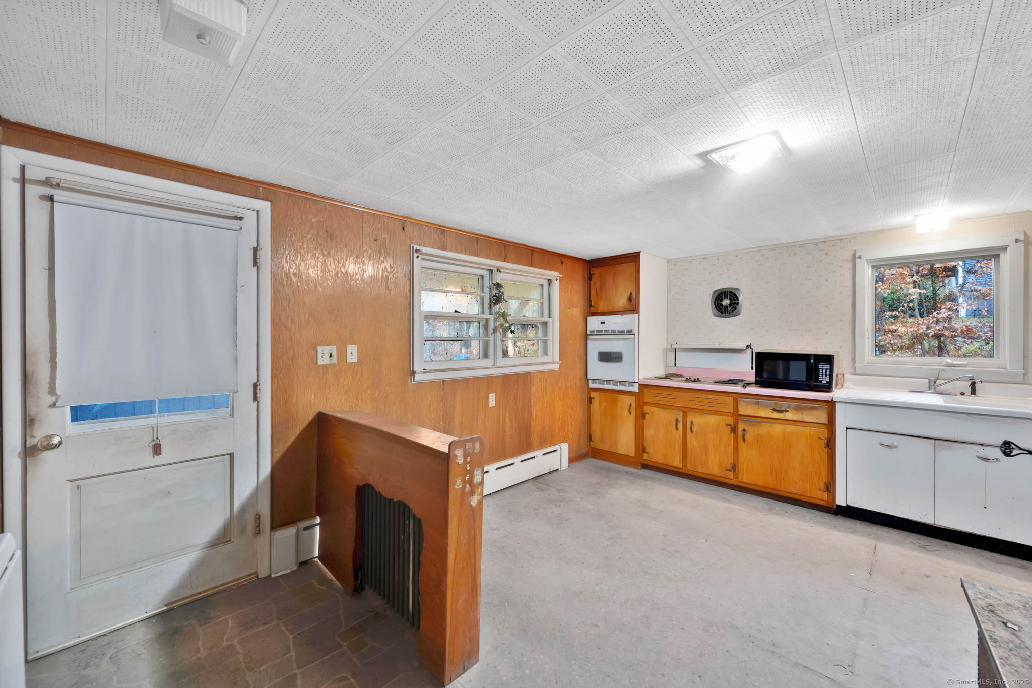 77 Bart Road