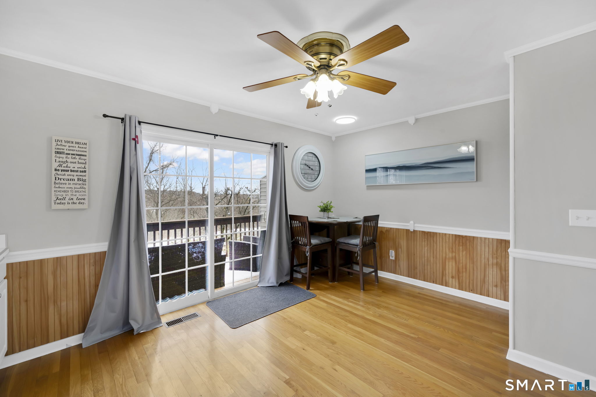 39 Coram Road APT 5