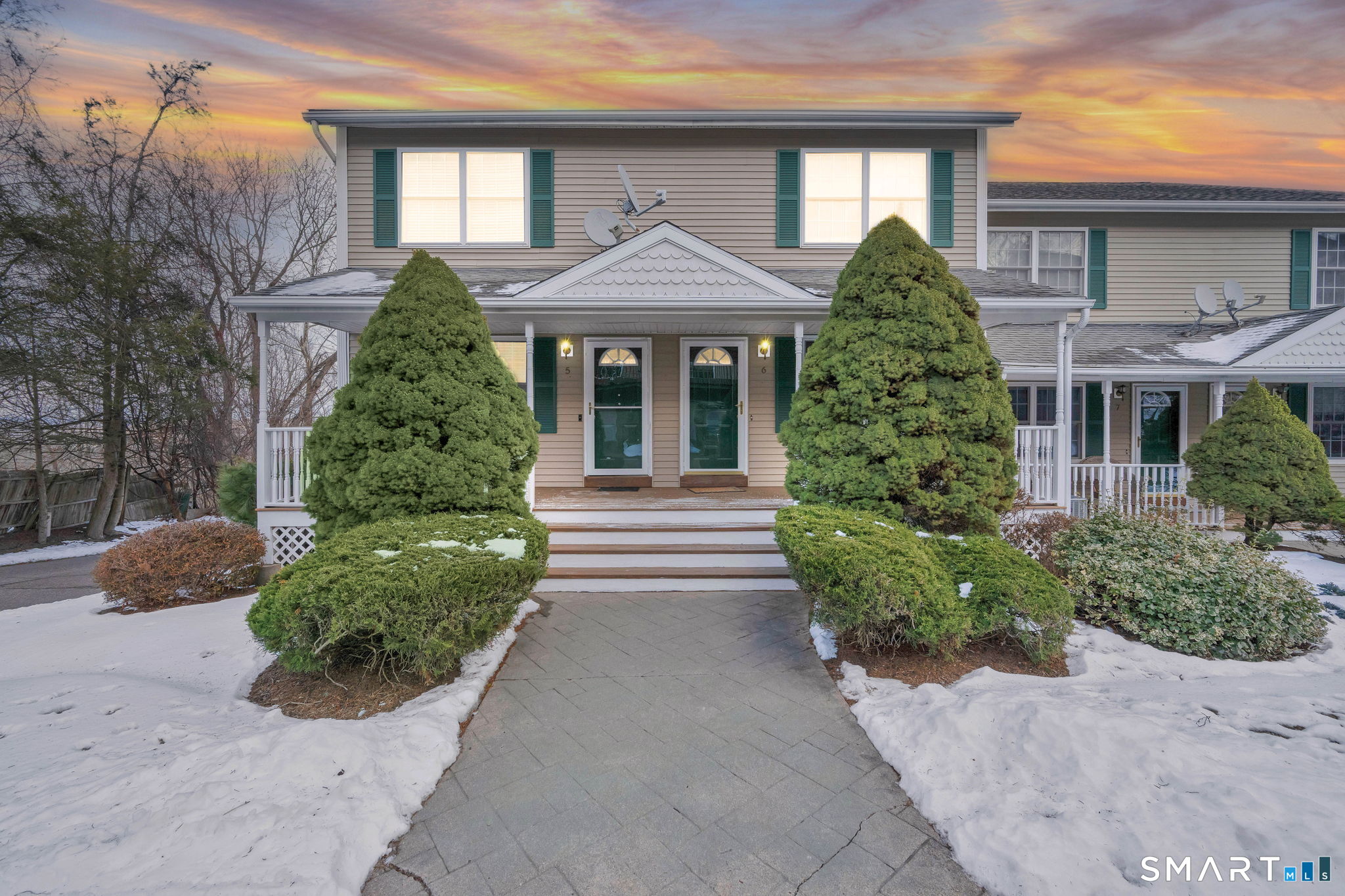 39 Coram Road APT 5