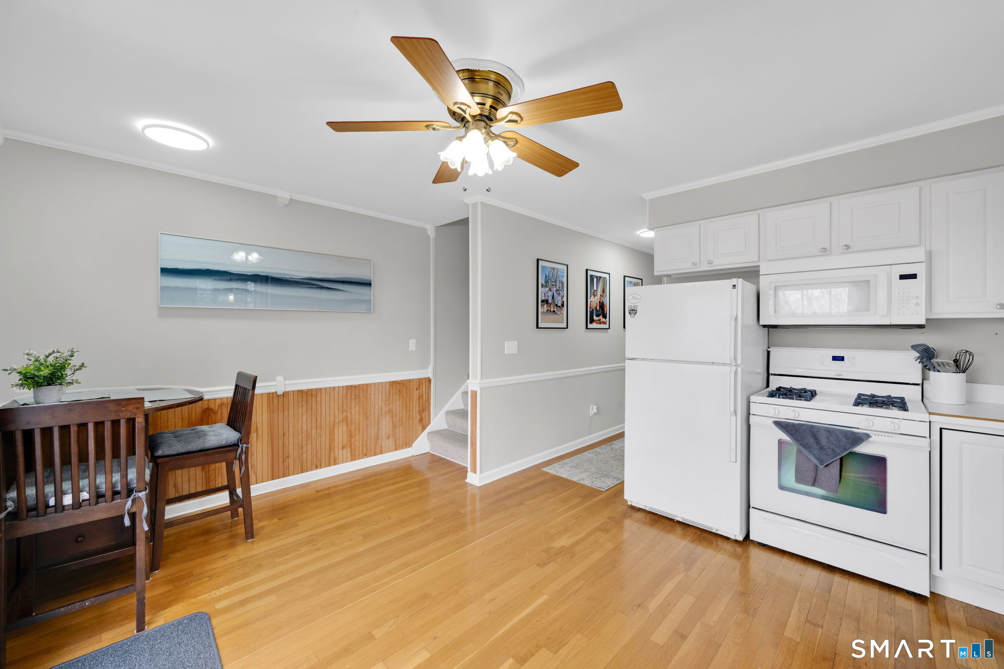 39 Coram Road APT 5