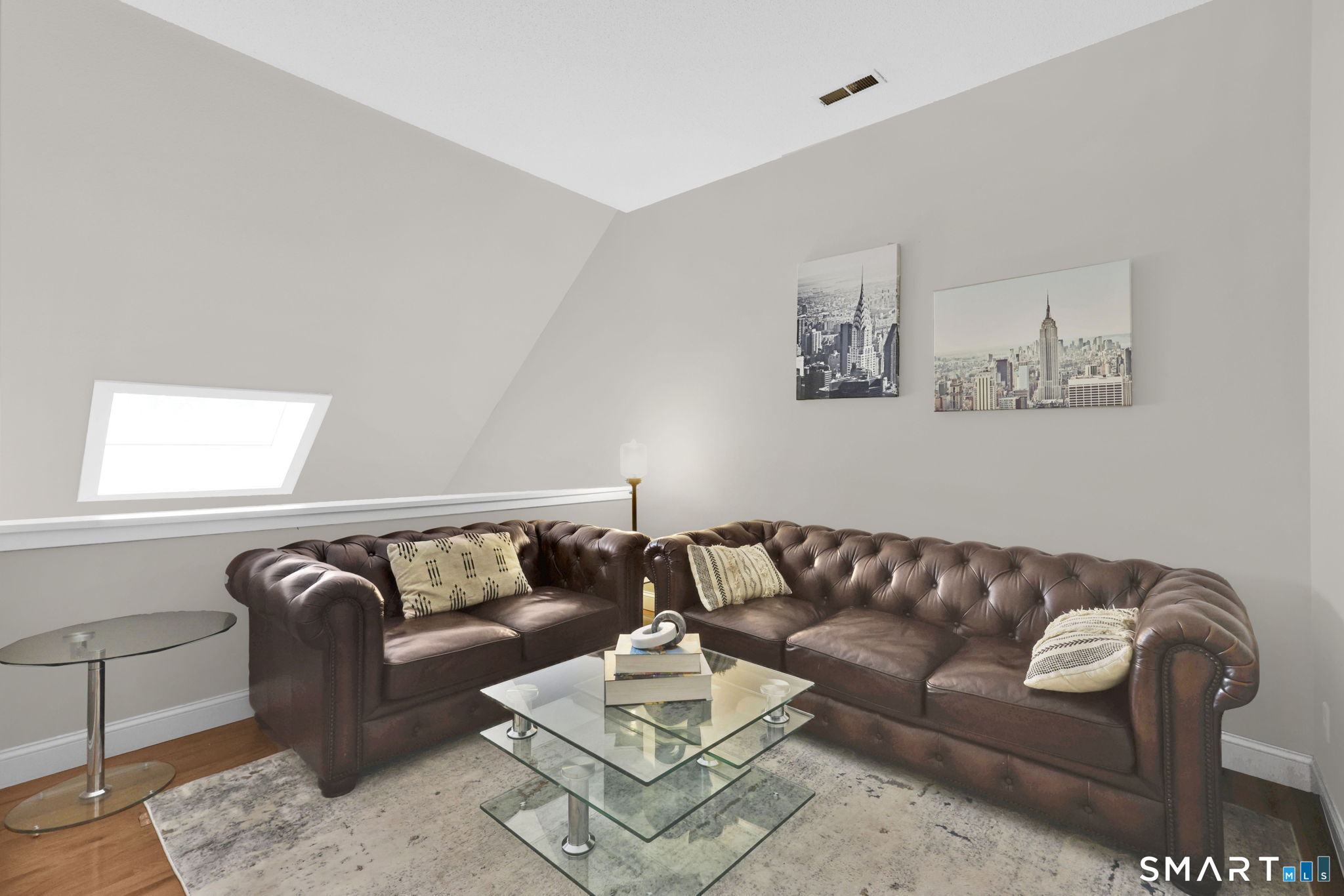 3200 Madison Avenue 20