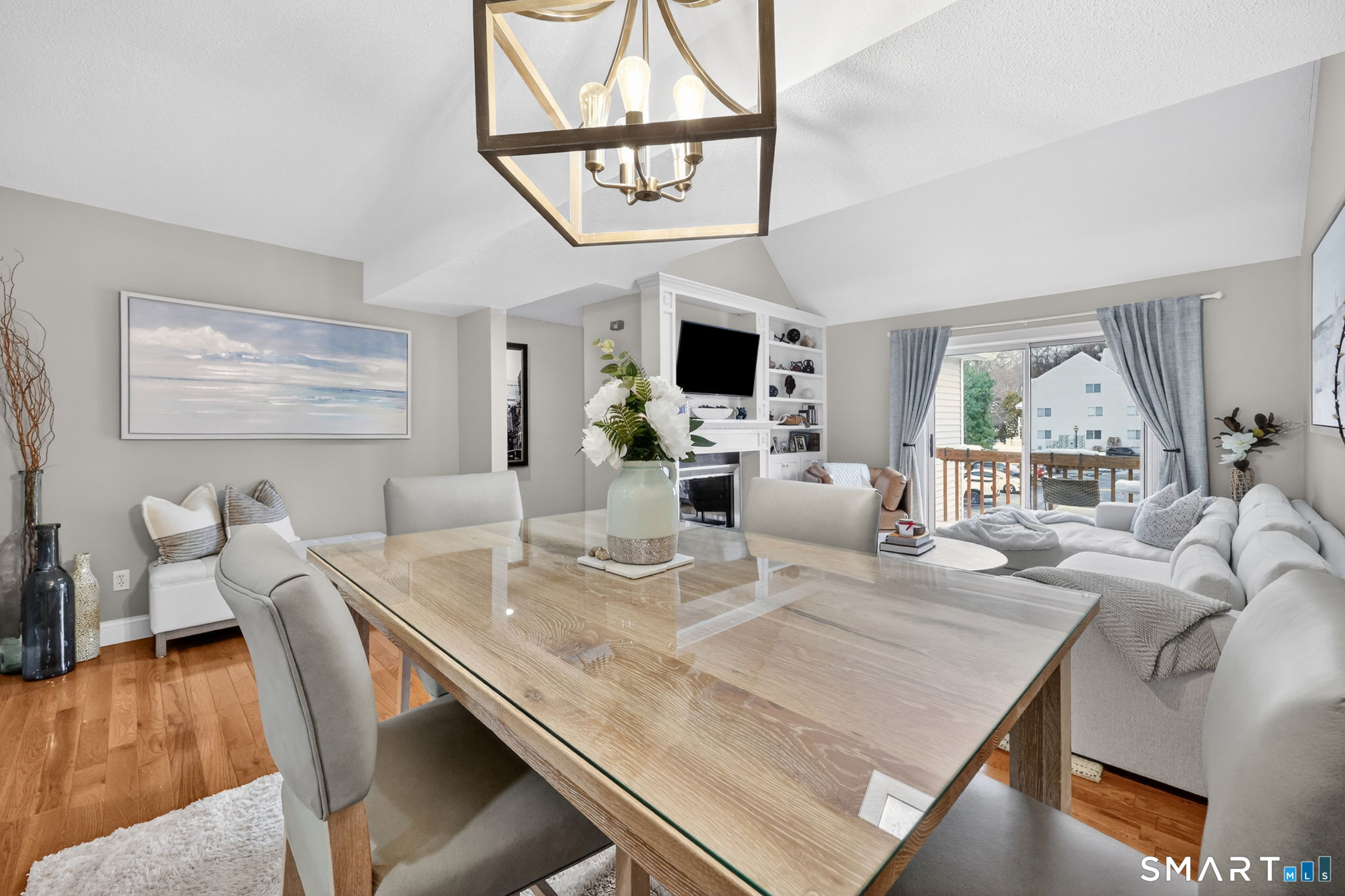 3200 Madison Avenue 20