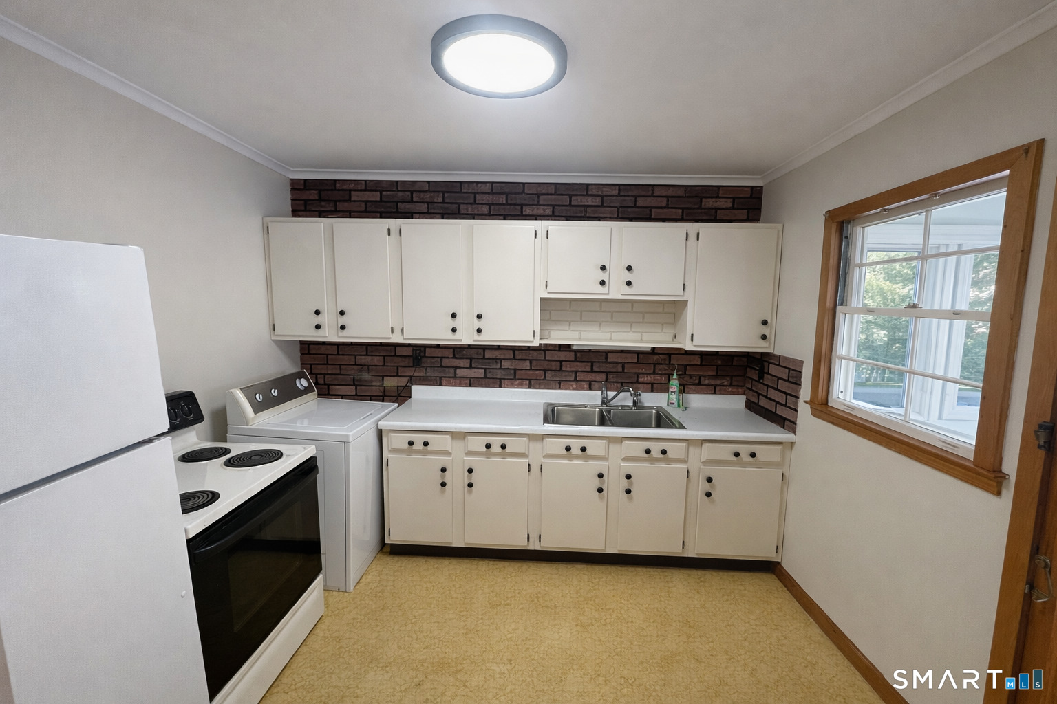 355 Broadbridge Road