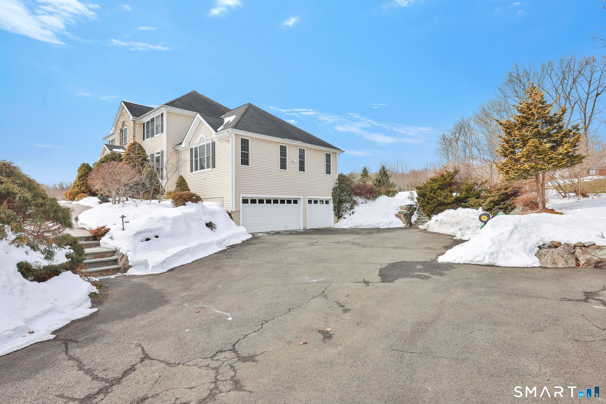 65 Trailside Drive