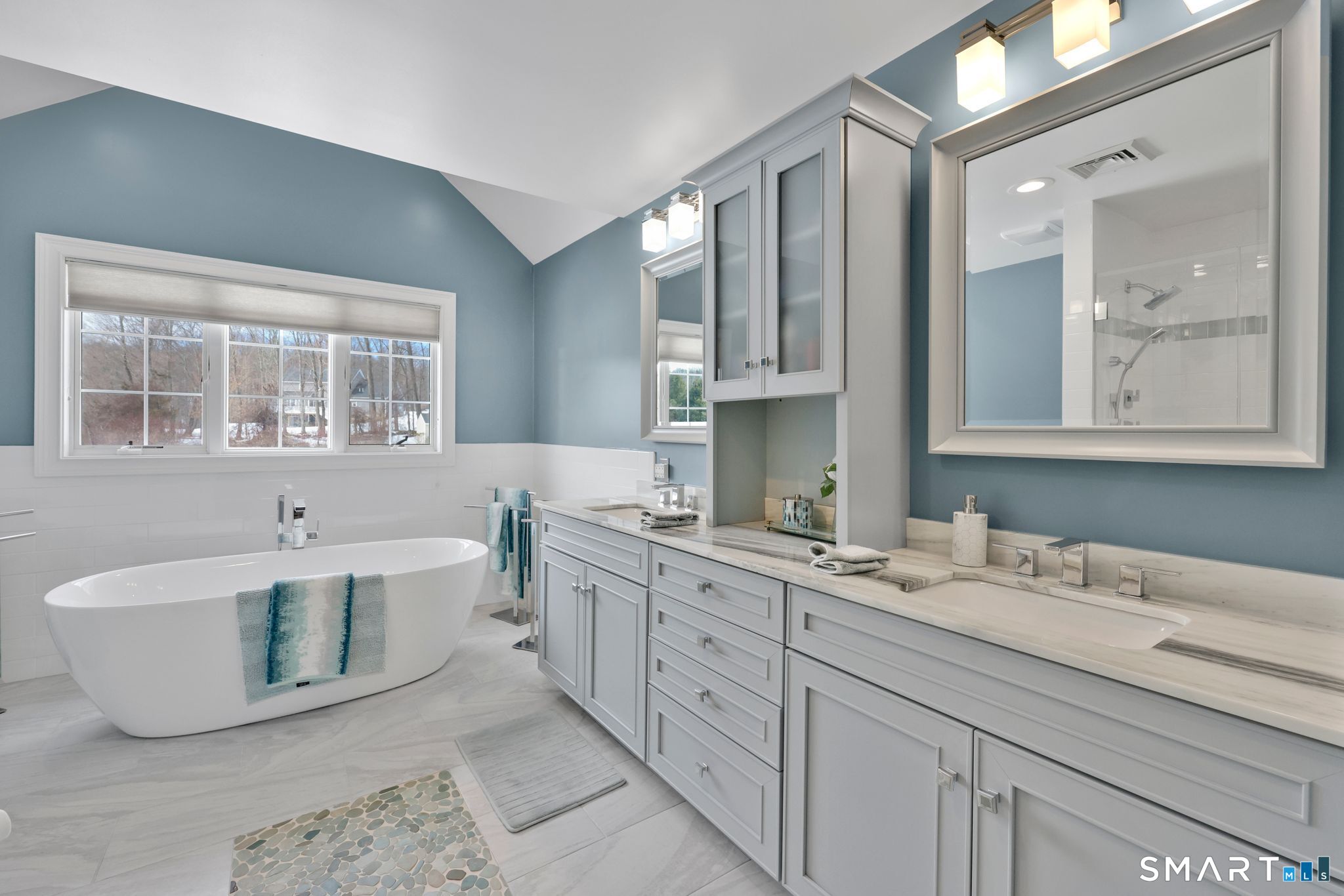 65 Trailside Drive