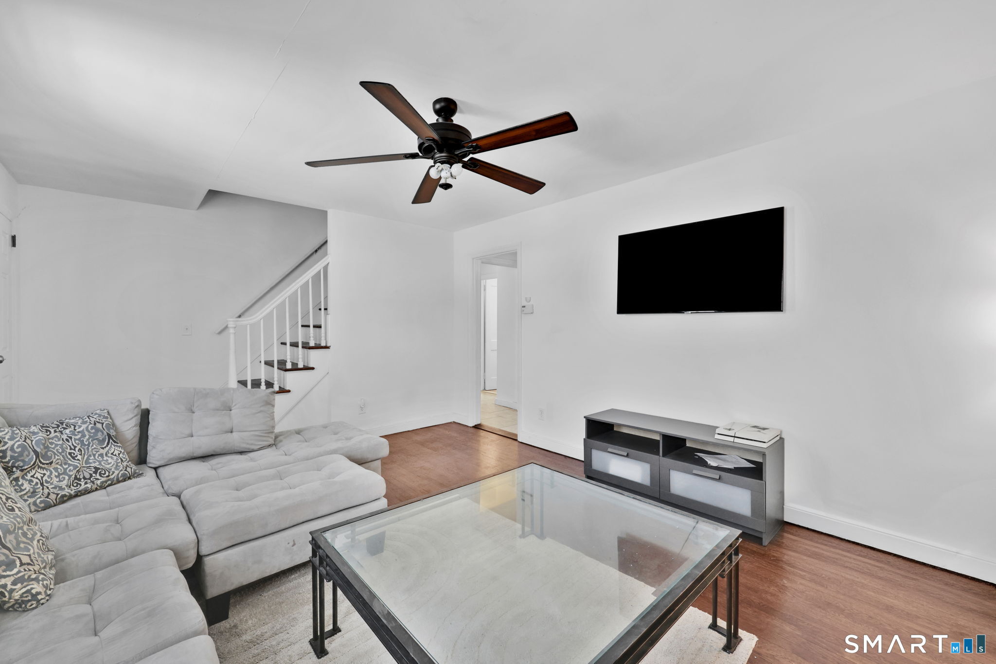 11 Stratfield Place