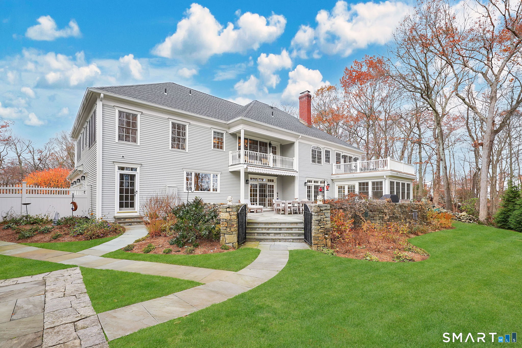 53 Singing Oaks Drive