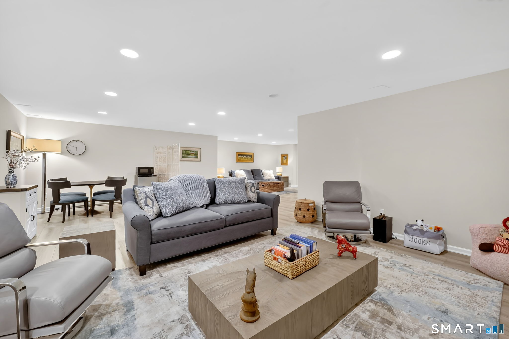 53 Singing Oaks Drive