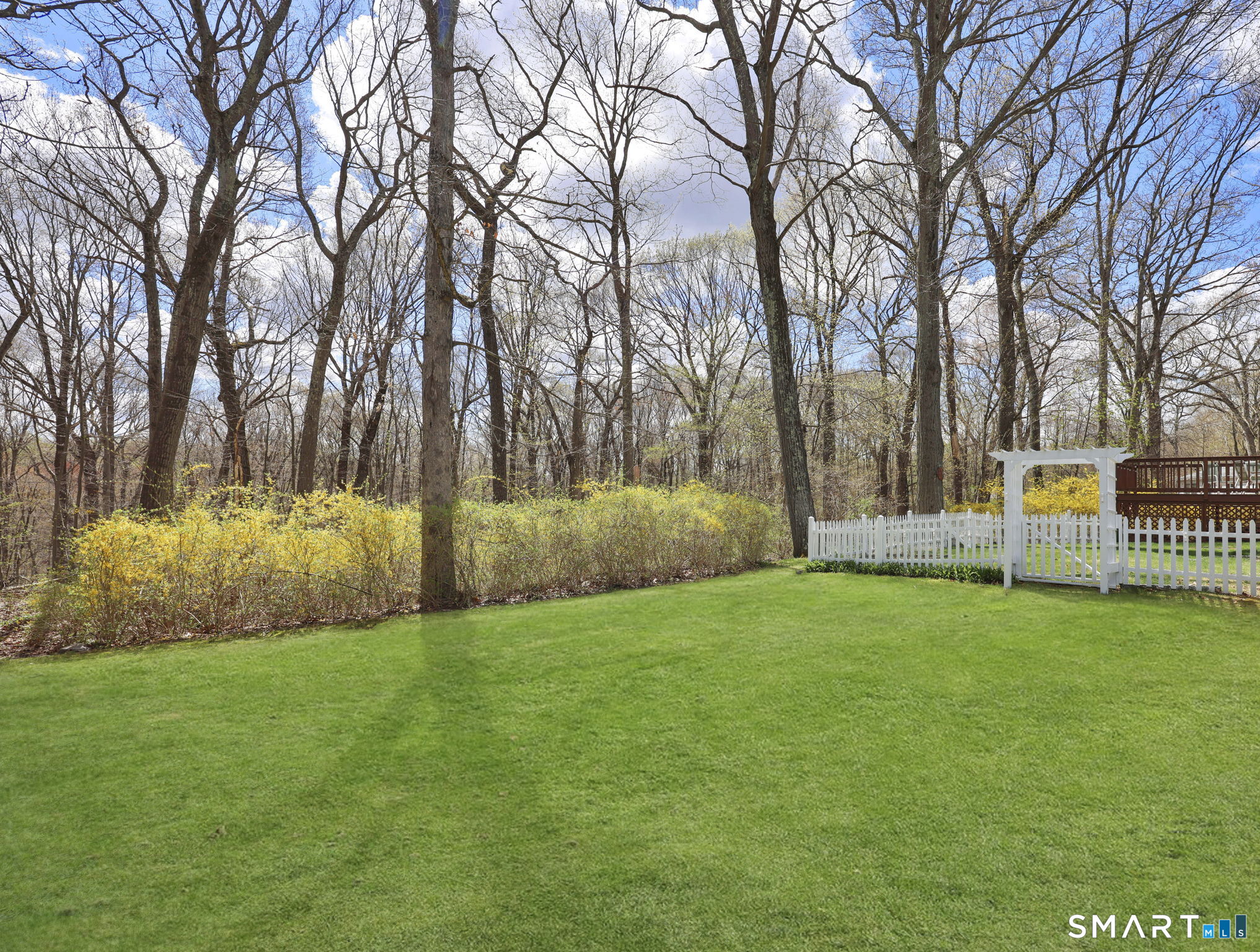 115 Williamsburg Drive