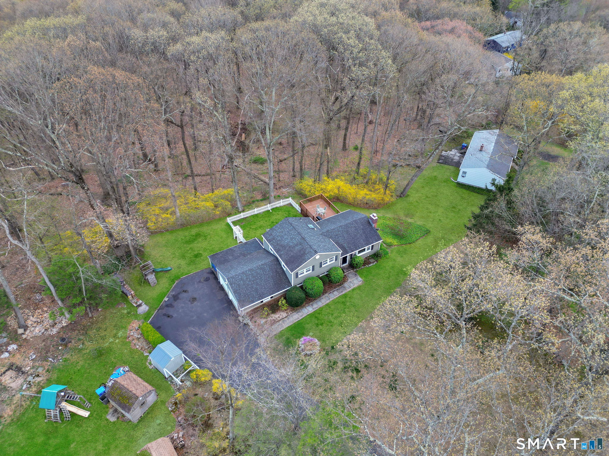 115 Williamsburg Drive