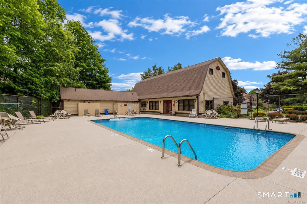 40 Overlook Drive Unit: 40
