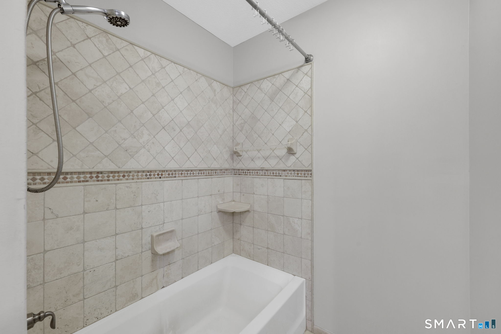 3 Murphys Lane Unit: 14