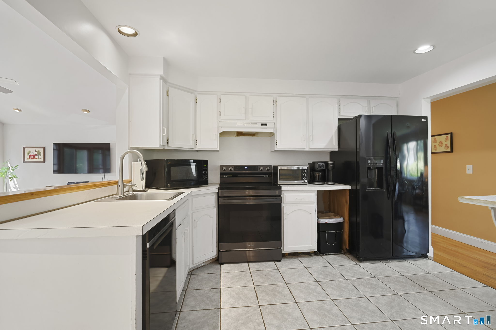 46 Longfellow Road