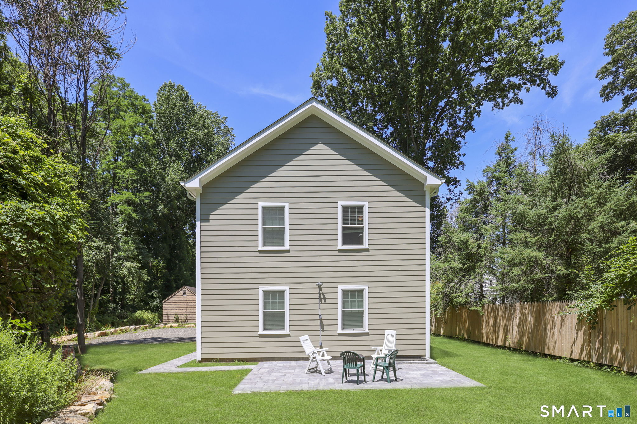 247 Eckart Street