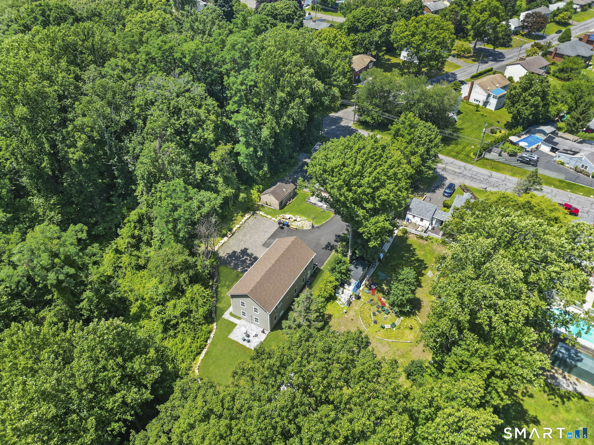 247 Eckart Street