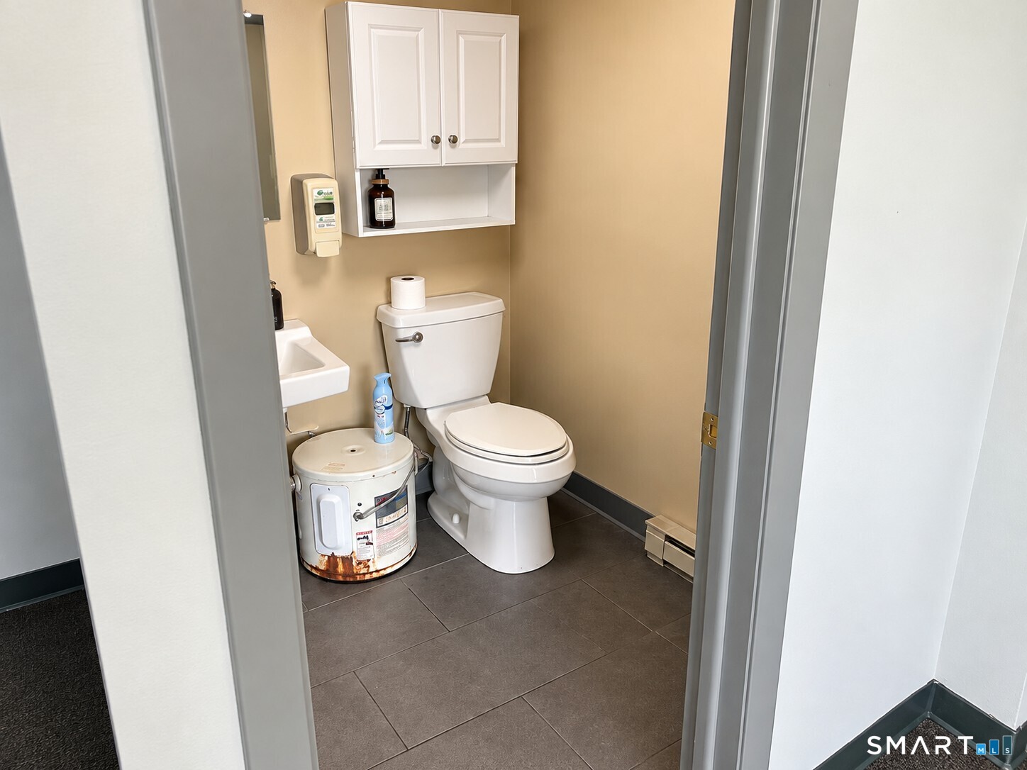 121 North Plains Industrial Road Unit: L
