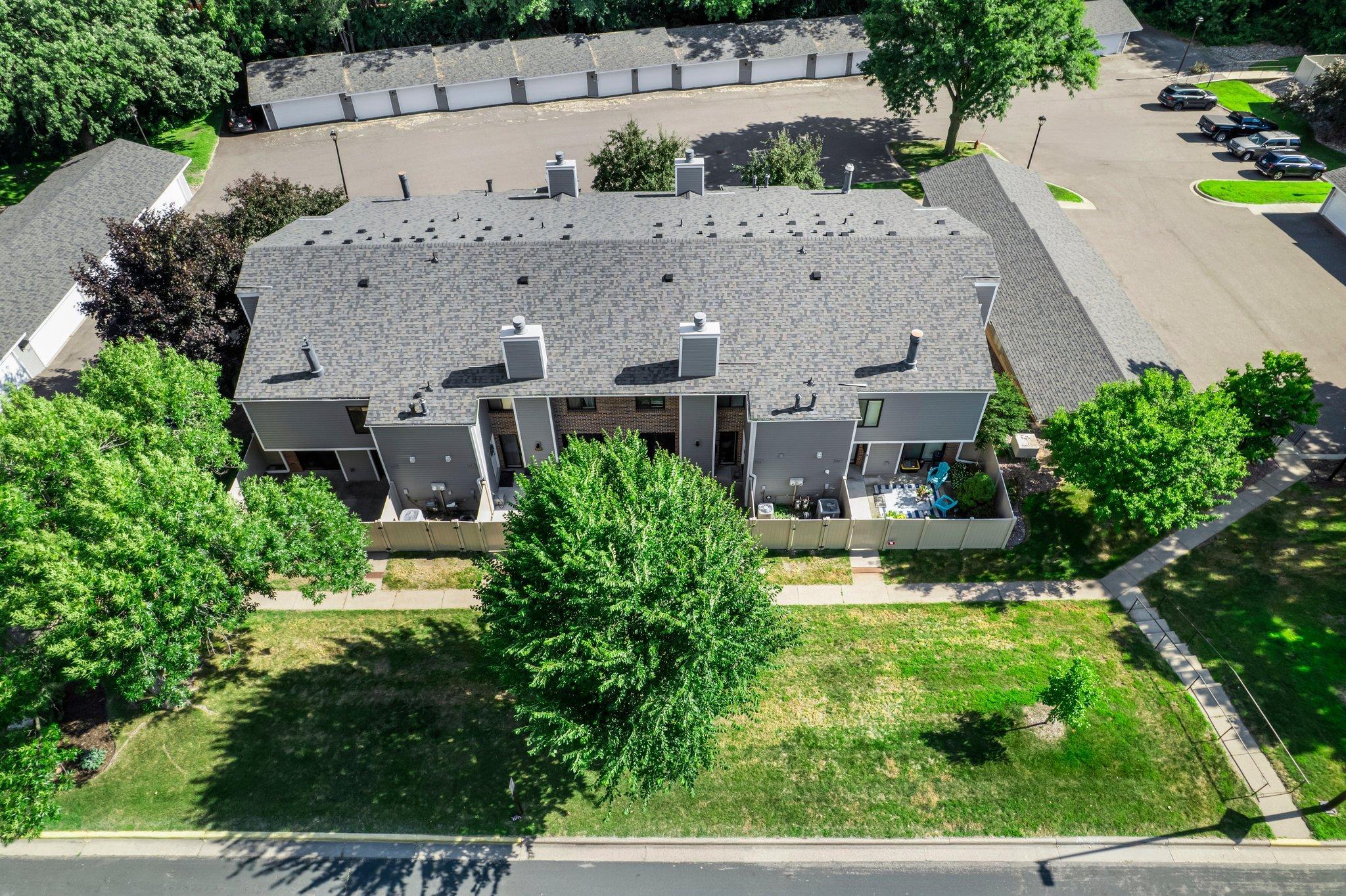 4433 Cedar Lake Road S