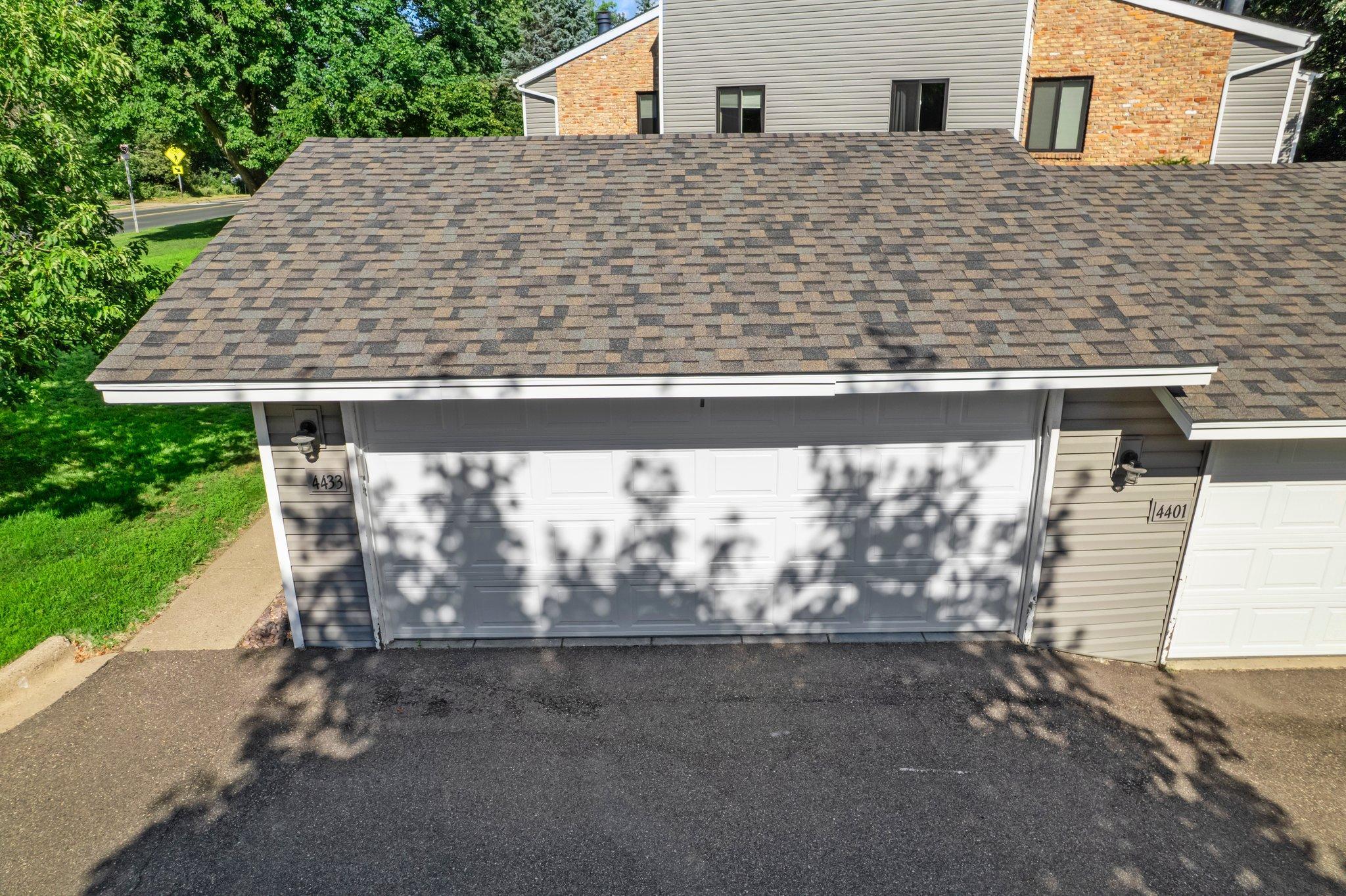 4433 Cedar Lake Road S