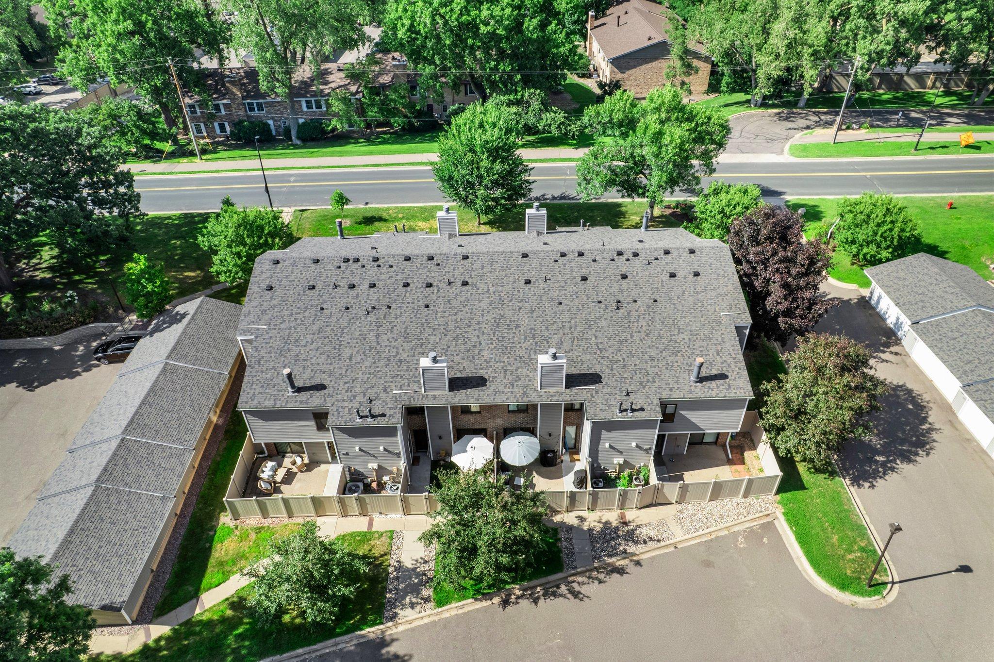 4433 Cedar Lake Road S