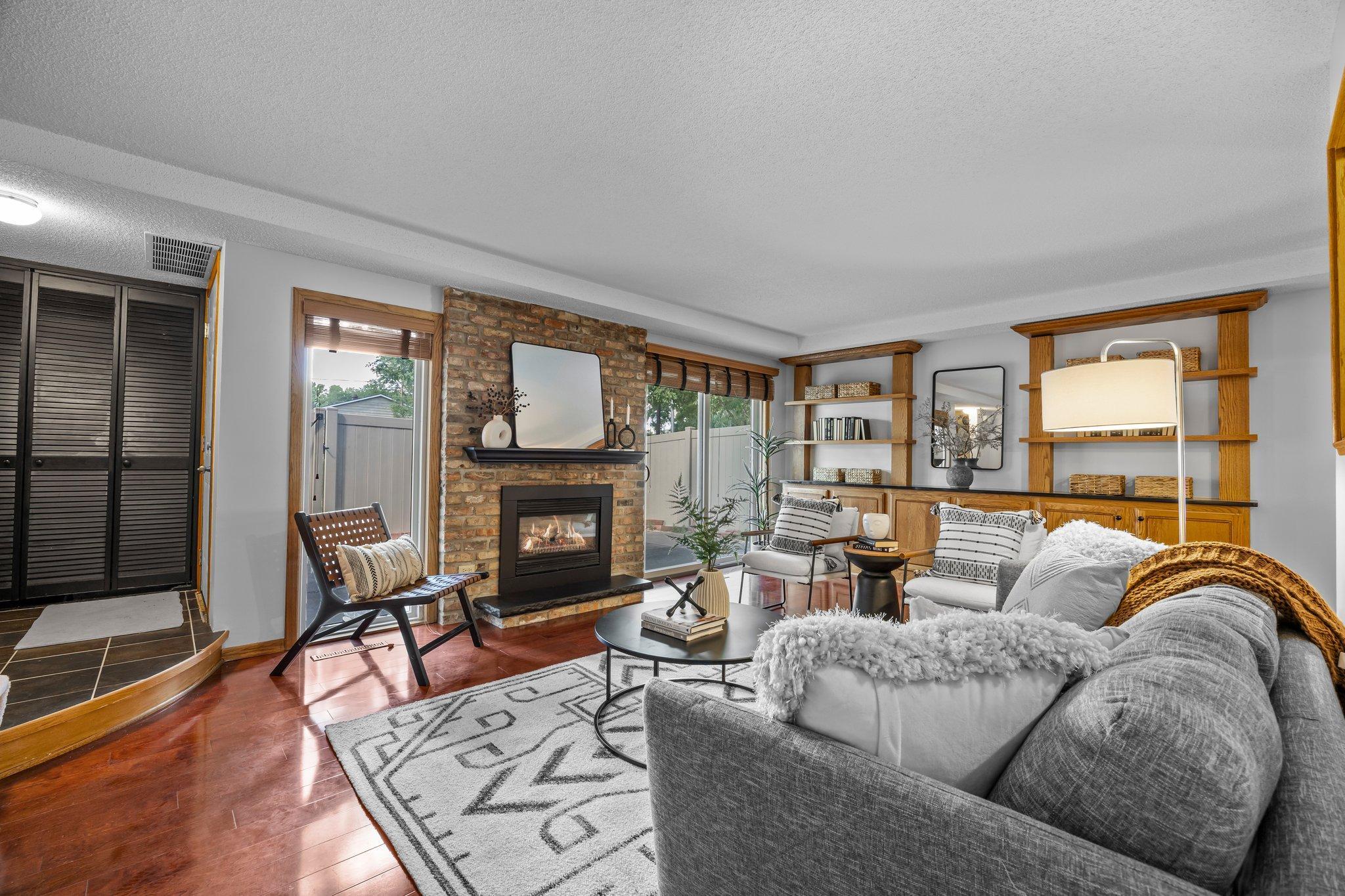 4433 Cedar Lake Road S