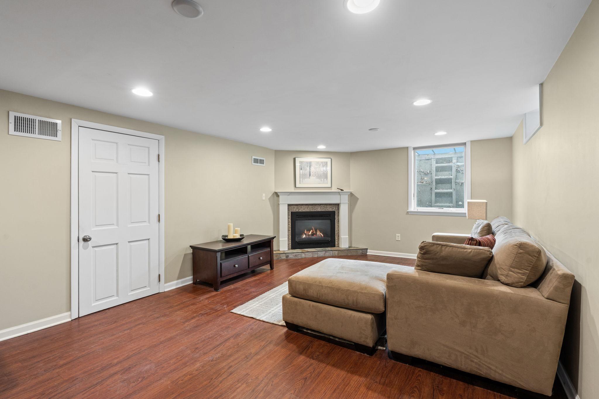 1829 Edgewood Avenue S