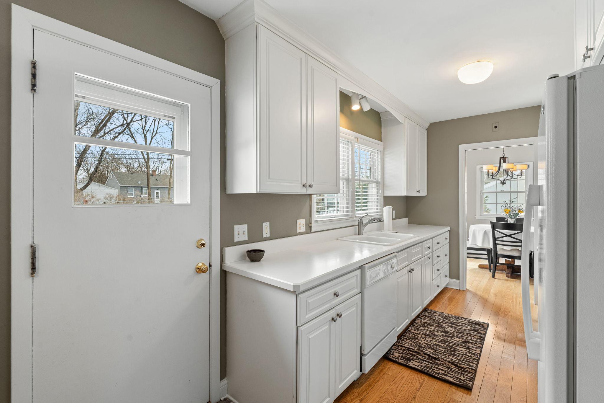 1829 Edgewood Avenue S