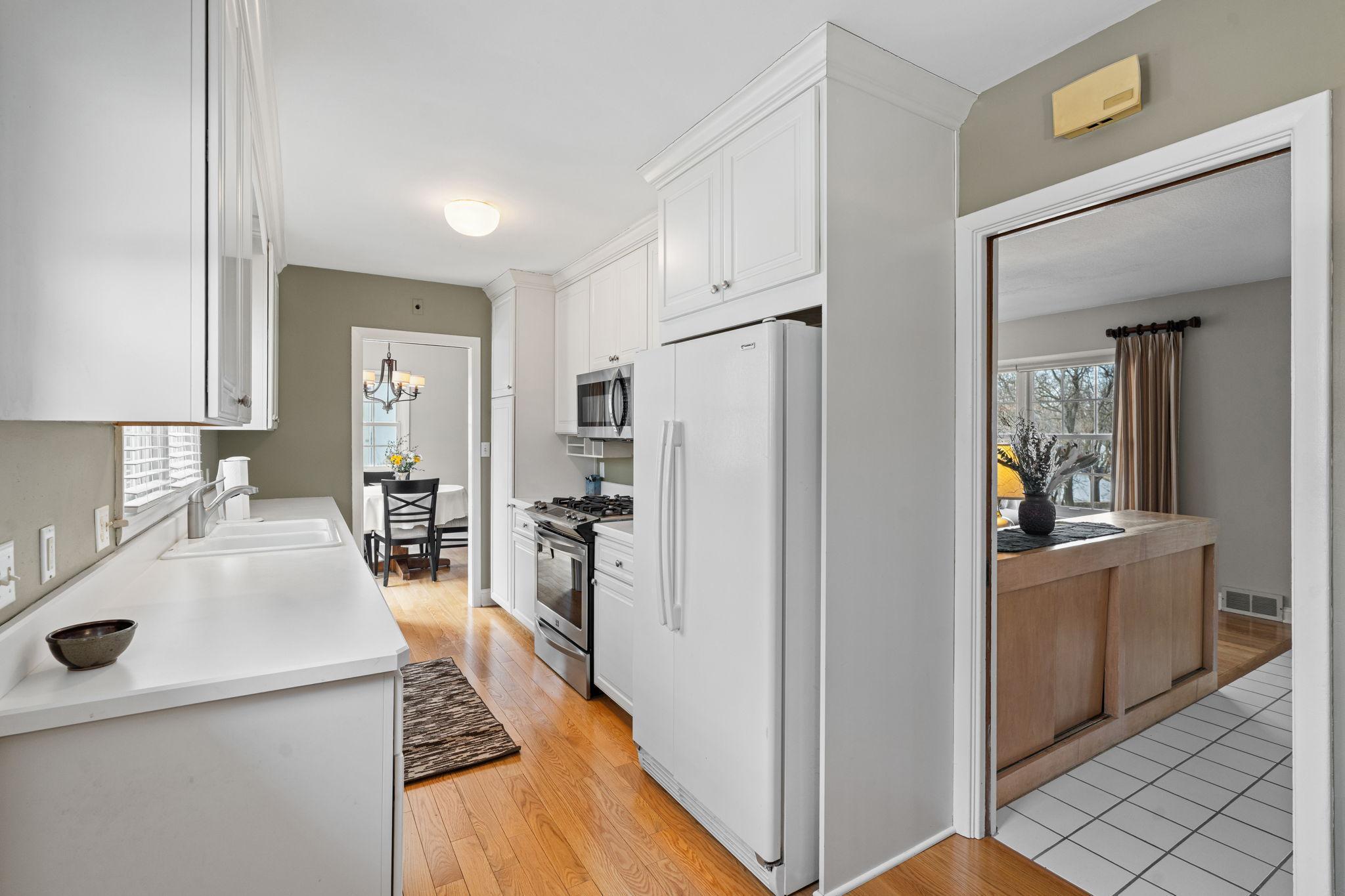 1829 Edgewood Avenue S