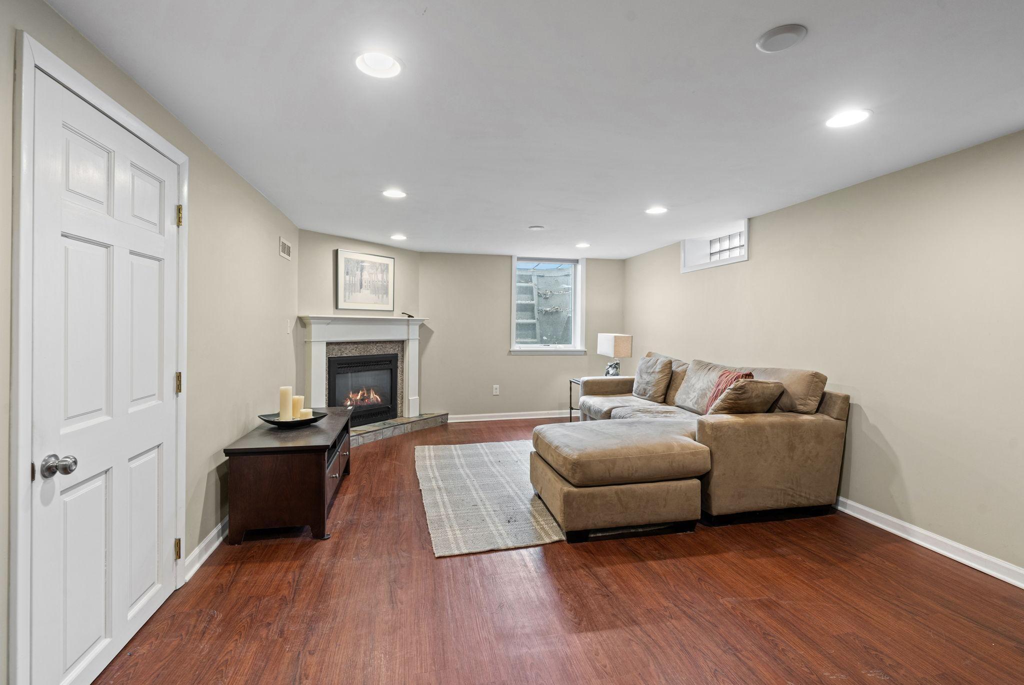 1829 Edgewood Avenue S