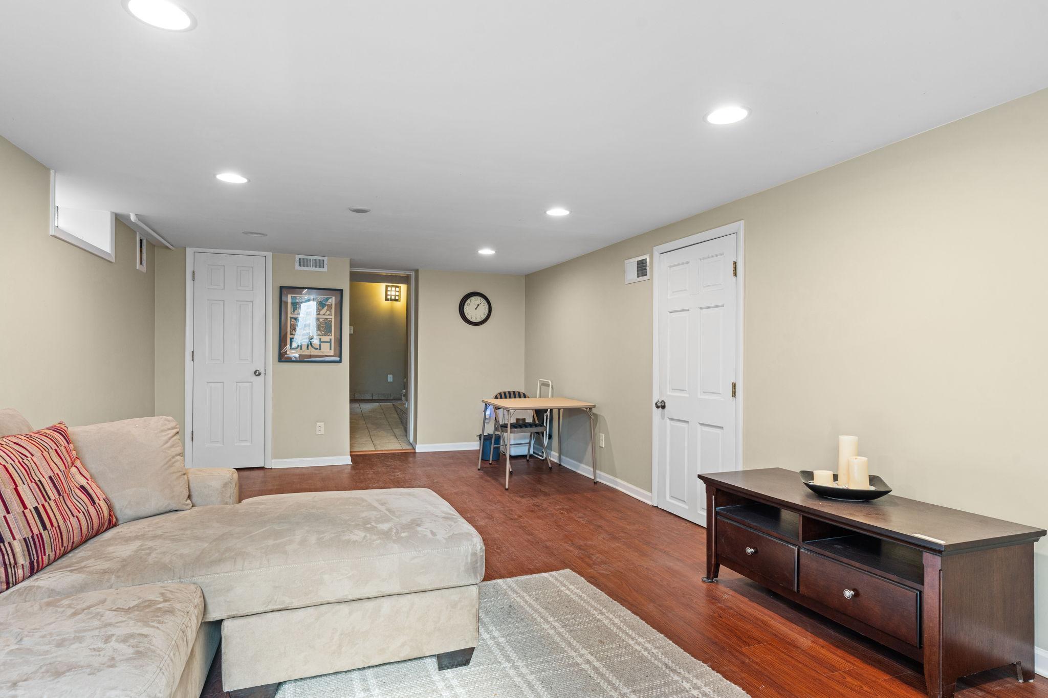 1829 Edgewood Avenue S