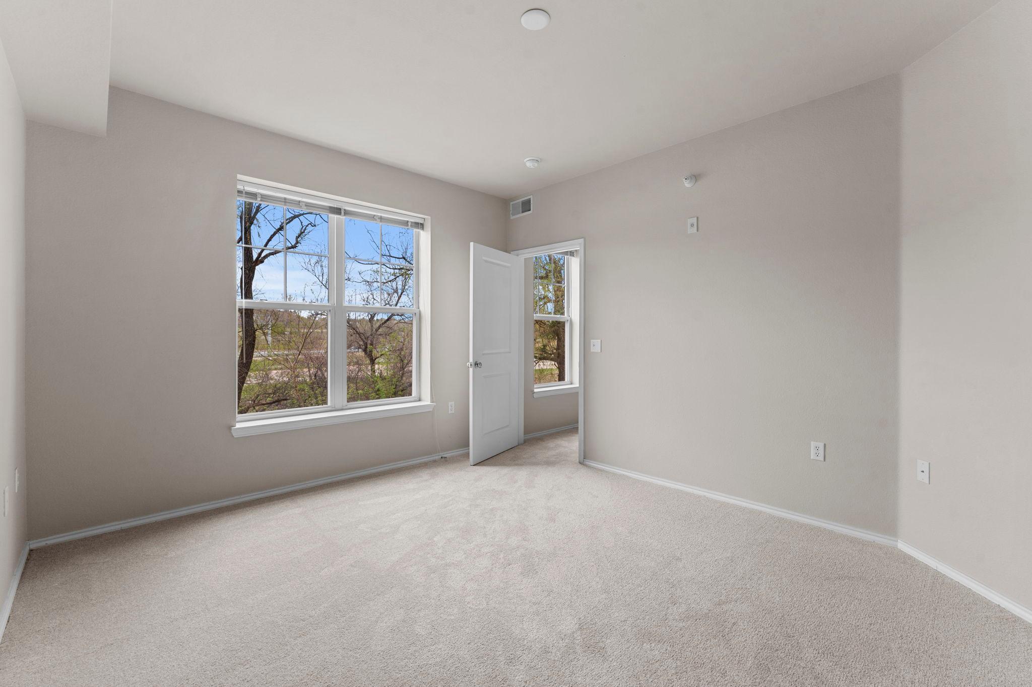 13560 Technology Drive Unit: 1115