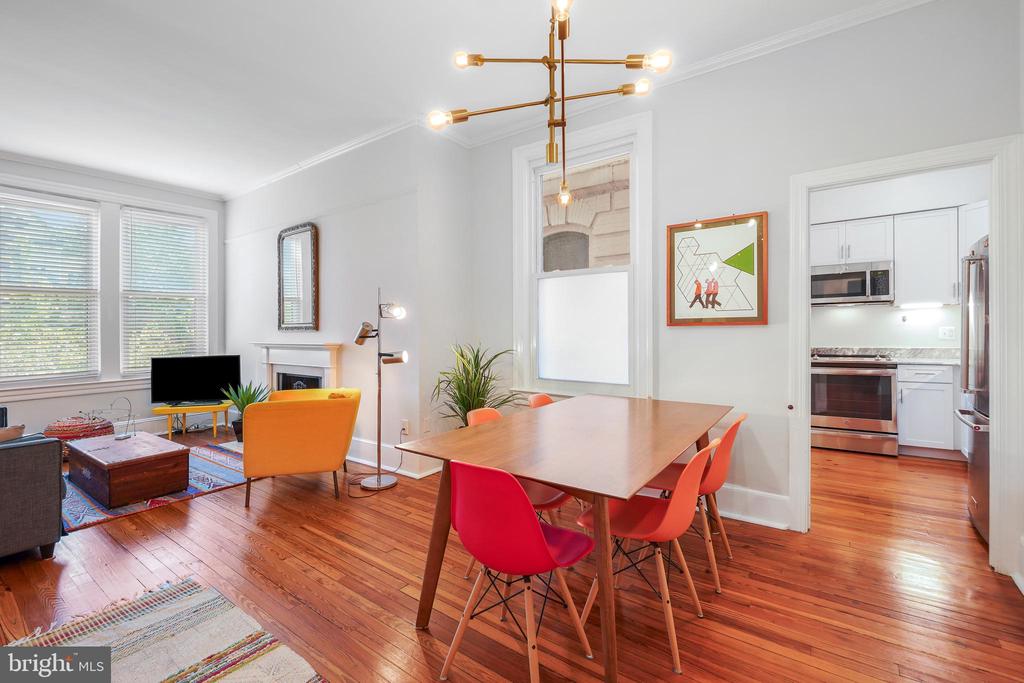 520 E STREET NE 105