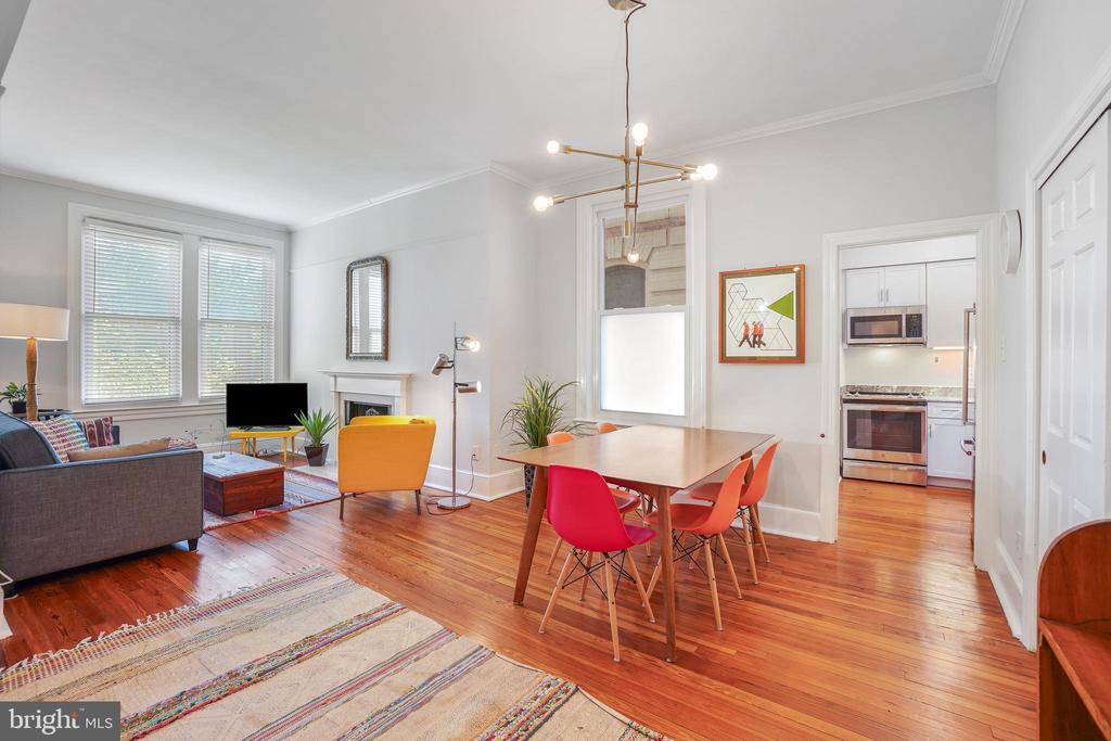 520 E STREET NE 105