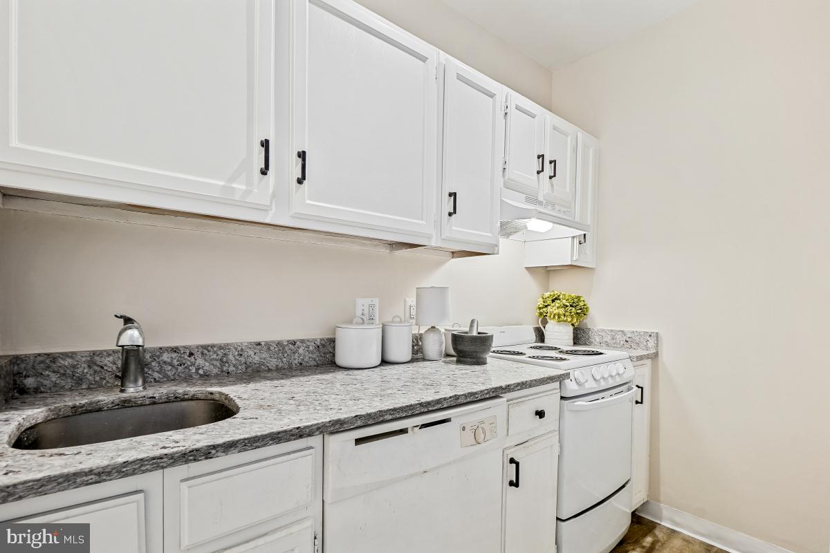 1954 COLUMBIA ROAD NW 308