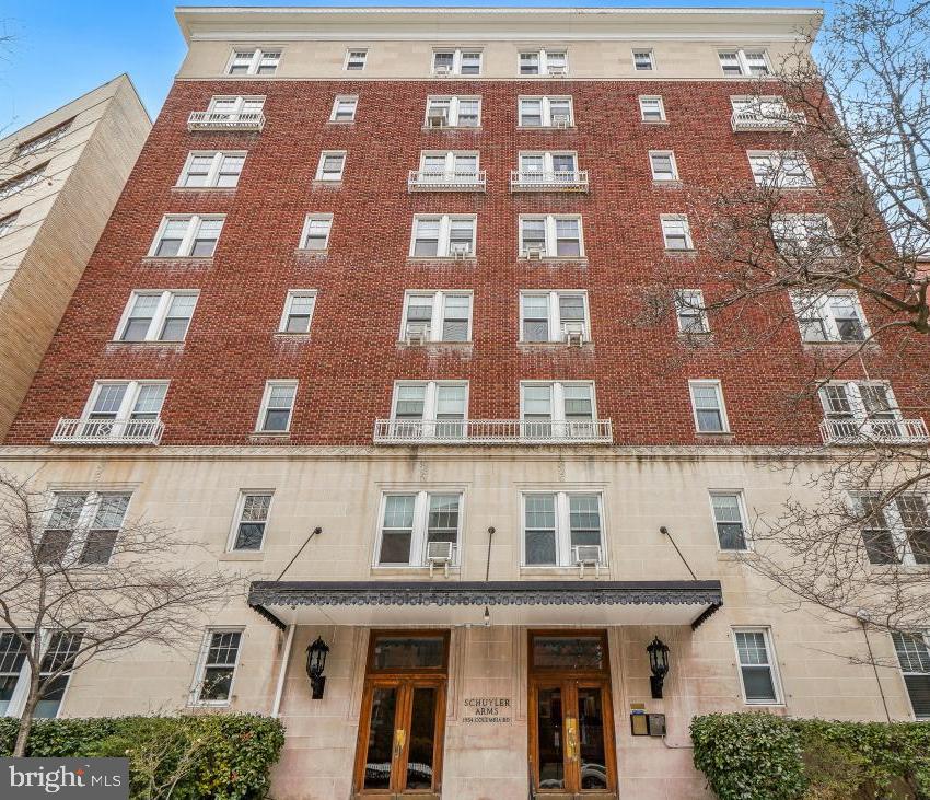 1954 COLUMBIA ROAD NW 308