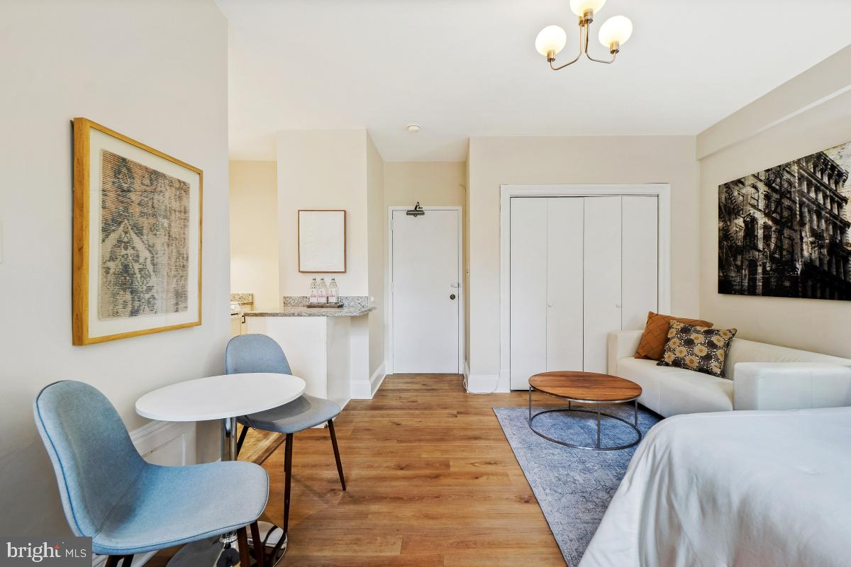 1954 COLUMBIA ROAD NW 308