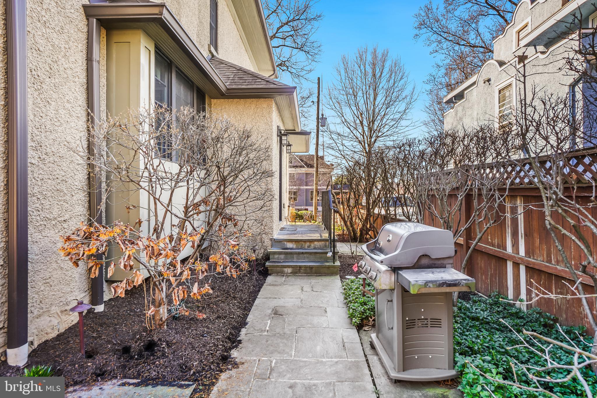 4201 MILITARY ROAD NW