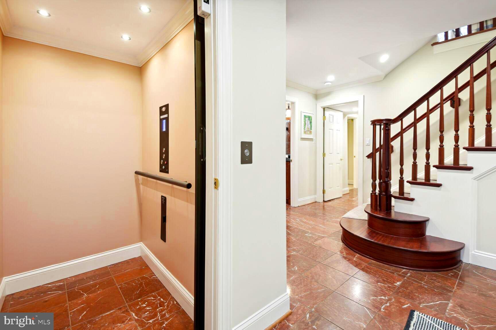 11504 STONEWOOD LANE