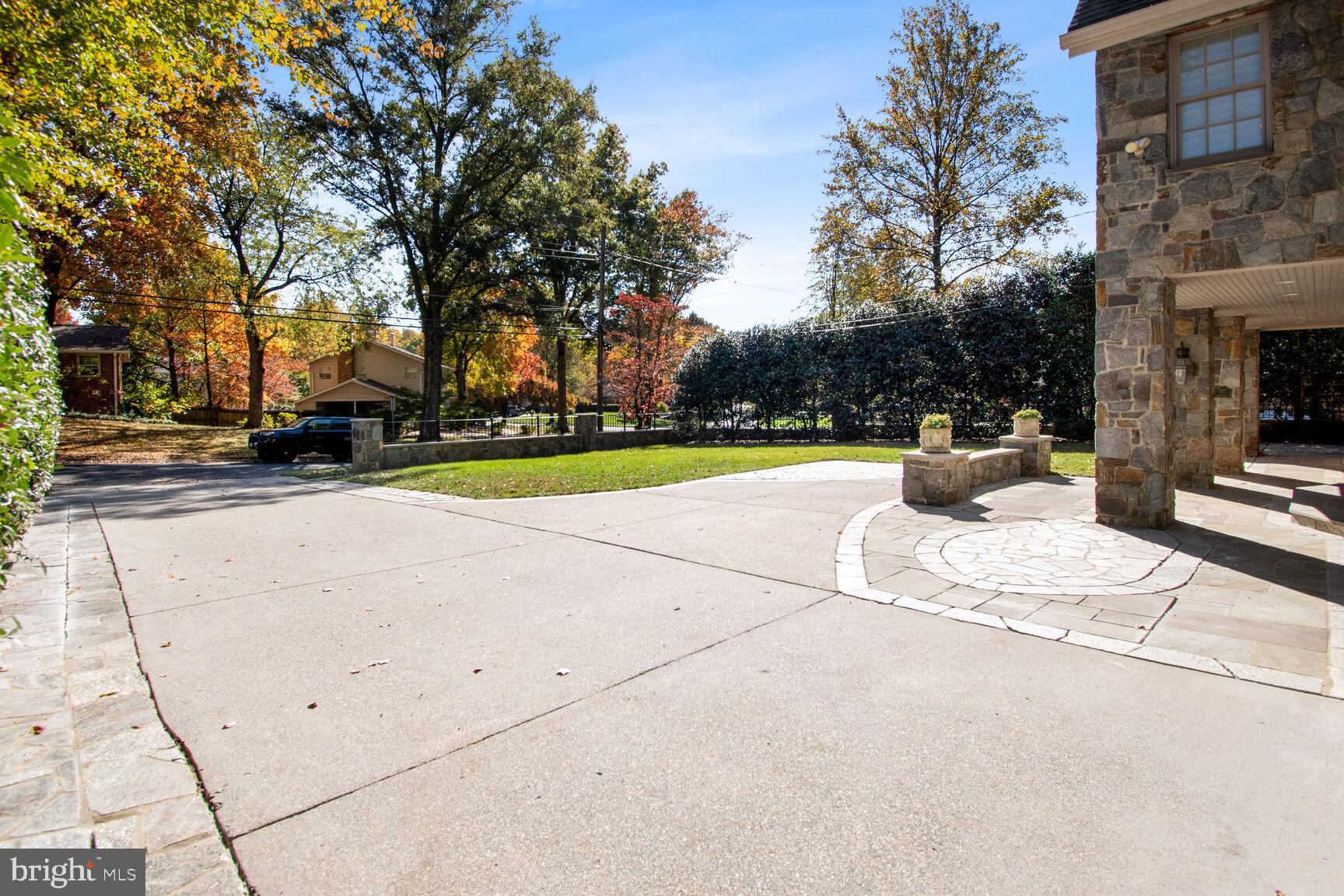 11504 STONEWOOD LANE