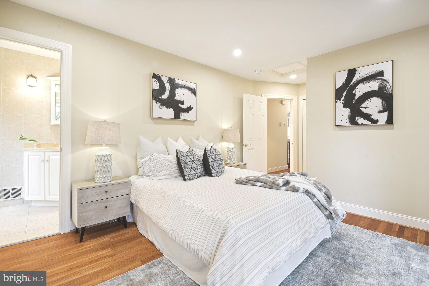 11504 STONEWOOD LANE