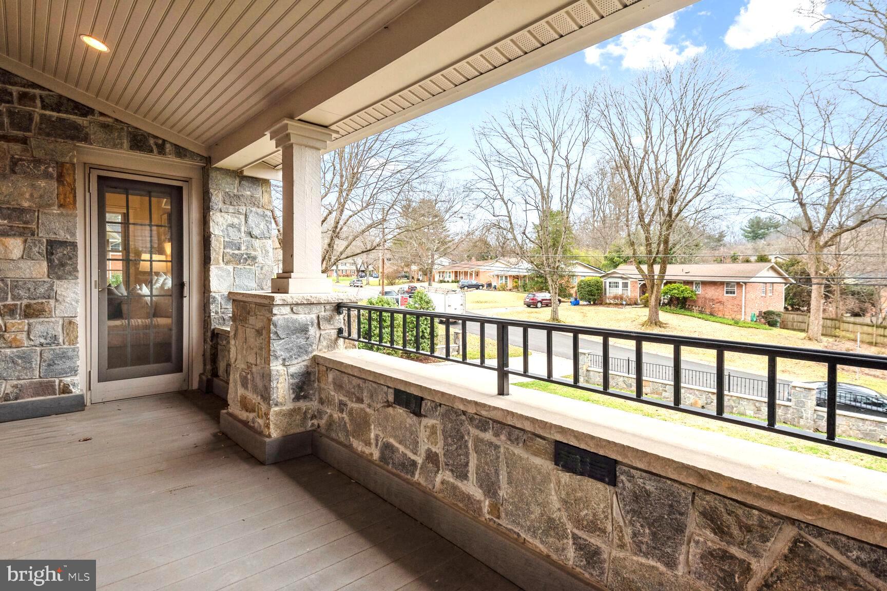 11504 STONEWOOD LANE